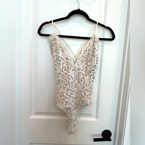 Small Windsor lace bodysuit